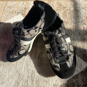 Coach Joss Black Signature C Monogram Canvas Fashion Sneakers Size 7 Women’s
